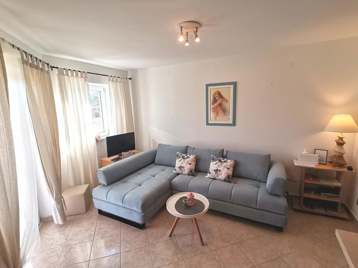 Lovely Apartment Branko Rabac With Balcony And Parking Eksteriør billede